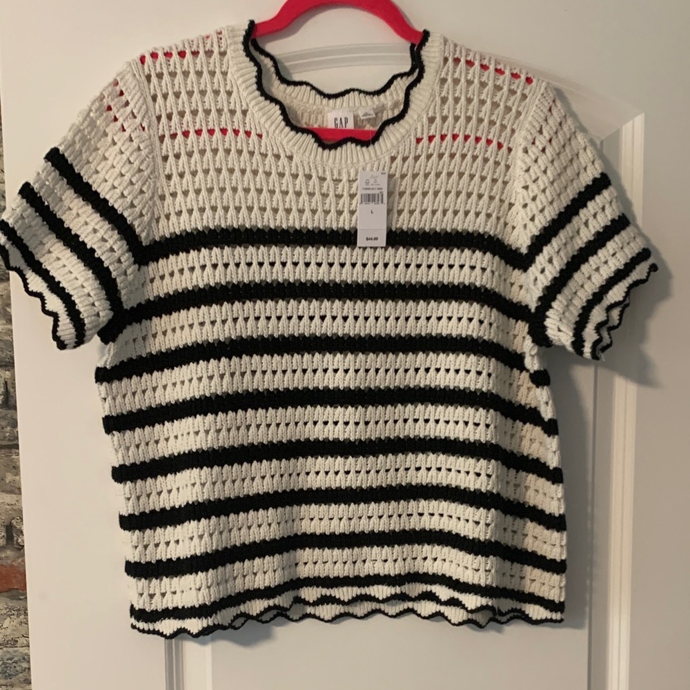 GAP Black and White Striped Crew Neck Sweater